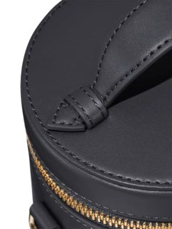 Crossbody Capsule - Derby Black -TRAVELPRO Sales 400601 derby black ALT4 d44163fd 42db 40fe bd22 fe9c345cb0bc