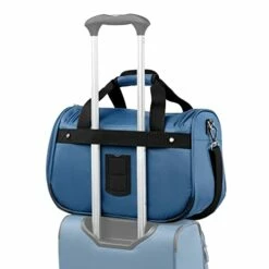 Travelpro Maxlite 5 Softside Lightweight Underseat Carry-On Travel Tote, Overnight Weekender Bag, Men And Women, Ensign Blue, 18-Inch -TRAVELPRO Sales 41Zay8xTnAL