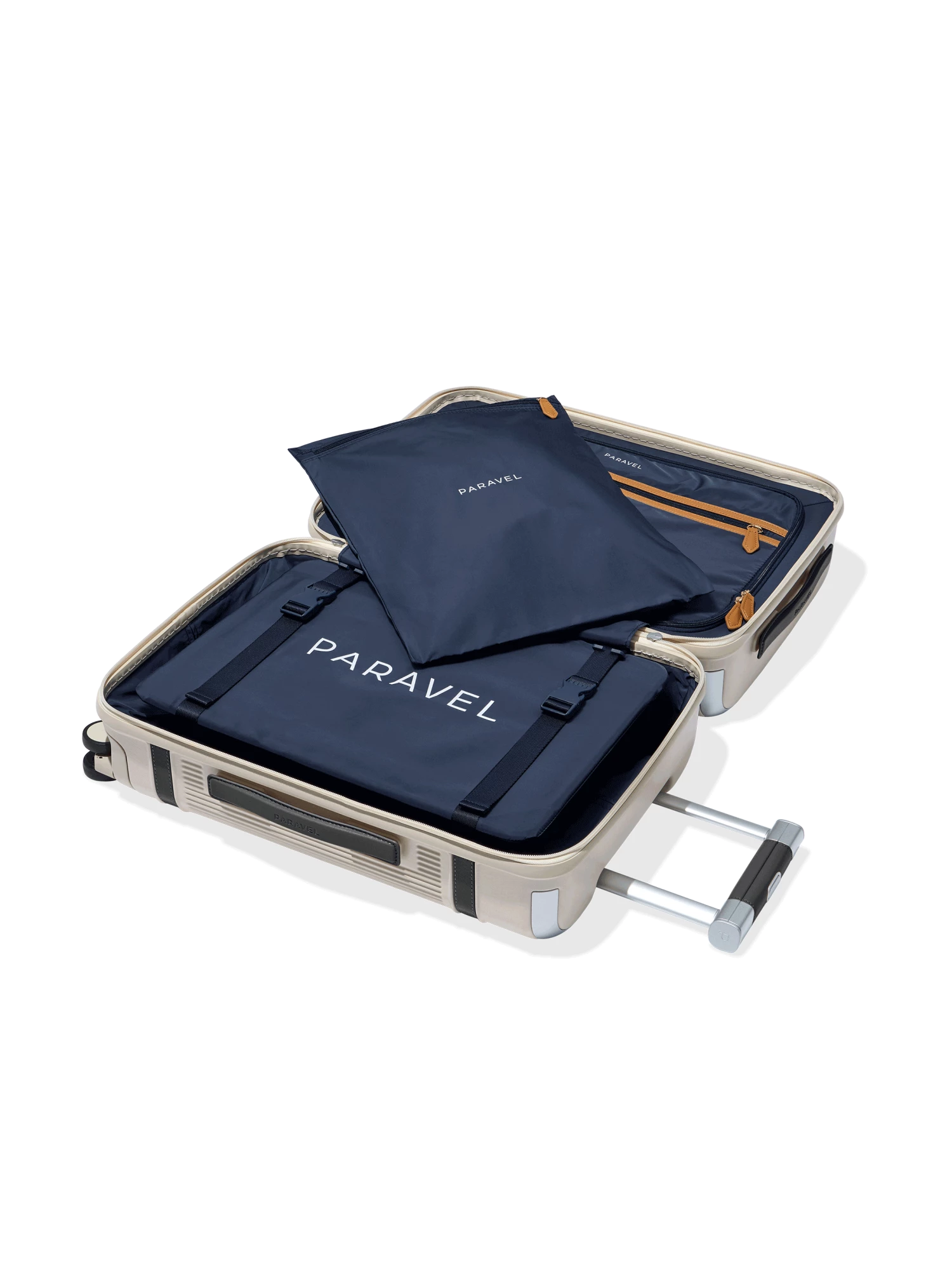 Paravel Weekender Set Plus - Domino Black 7 Paravel Weekender Set Plus - Domino Black - Image 5