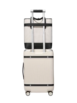 Paravel Pacific Tote Set Plus - Safari Green -TRAVELPRO Sales PacificSetPlus domino black ALT1 7a2b0904 ab93 4f38 91db 72965e52b247