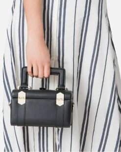 Valise Handbag - Derby Black 22 Valise Handbag - Derby Black -TRAVELPRO Sales ValiseHandbag DerbyBlack 01copy 2