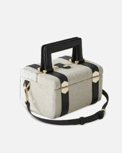 Valise Handbag - Scout Tan -TRAVELPRO Sales newbackground valisehandbag dominoblackArtboard9