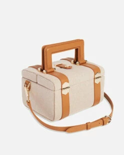 Valise Handbag - Derby Black 31 Valise Handbag - Derby Black -TRAVELPRO Sales newbackground valisehandbag scouttanArtboard9 2